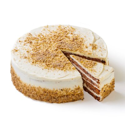 Carrot cake (mrkvový dort) 14 porcí alergeny 1,3,7,8  Lahodně vláčný dort z mrkvového těsta, bohatě zdobený smetanovým krémem a posypán mletými oříšky.