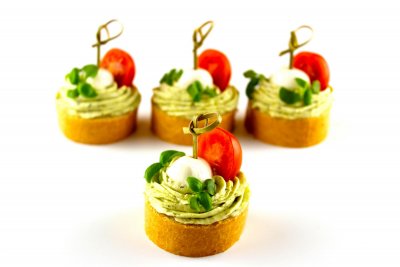 Jednohubka caprese